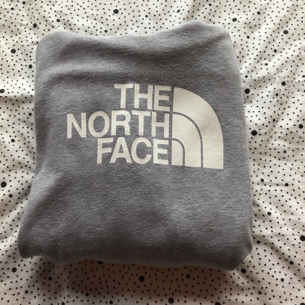 north face sweatshirt